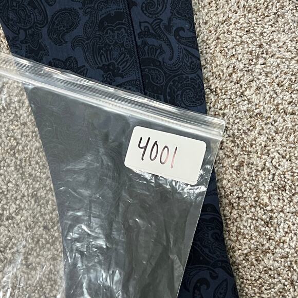 LULULEMON Women's En Route Crop In Paisley Inkwell/Inkwell - Picture 10 of 10